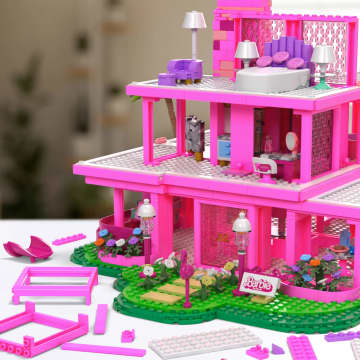 Barbie Le Film - MEGA Barbie Coffret De Construction Maison De Rêve - Image 3 of 9