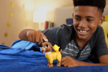 Disney Wish Talking Valentino & Star Set, Toy Goat Speaks 10+ Sounds & English Phrases - Image 2 of 3