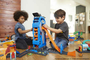 Hot Wheels Mega Garage Playset - Image 2 of 6