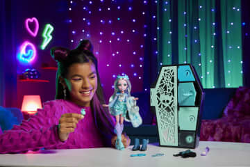 Monster High - Casiers Secrets De Lagoona Blue Look Irisé - Poupée - 4 Ans Et + - Image 2 of 8