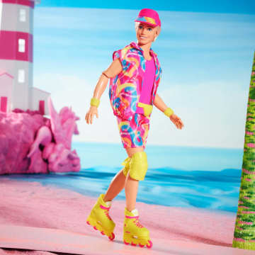Barbie Le Film Poupée Ken Du Film Poupée Ken De Collection Portant Une Tenue De Patinage Rétro Et Des Rollers - Image 8 of 17
