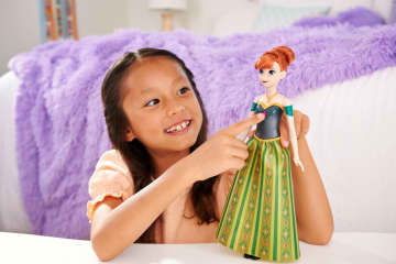 Disney Frozen Toys, Singing Anna Doll - Image 2 of 6