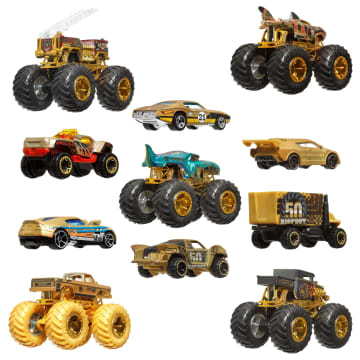 Hot Wheels Monster Trucks Trophy Champions Collection, 5 1:64 Scale Toy Trucks & 6 Die-Cast Cars - Imagem 4 de 5