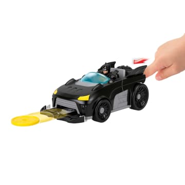 Fisher-Price Imaginext DC Super Friends Metal Force Batmobile Toy Car & Batman Action Figure Set - Imagen 2 de 6