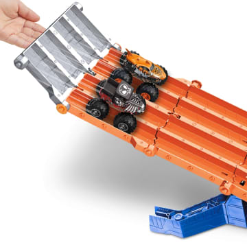 Hot Wheels™ Monster Trucks Racedown destruction™ - Imagem 3 de 6