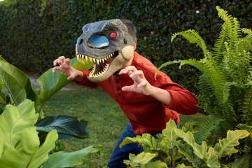 Jurassic World Rebirth T-Rex Rage N Roar Mask With Led Light Up Eyes Feature, 3 Level Effects - Imagen 2 de 6