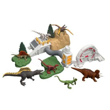 Jurassic World Rebirth Advent Calendar With 24 Days Of Dinosaur Related Toy Surprises, 18 Dinos - Image 6 of 6