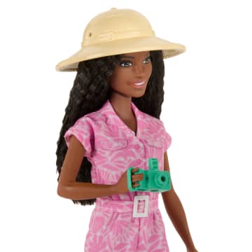 Barbie Pink Passport Kenya Adventure Dolls & Playset With Toy Helicopter & 9 Accessories - Imagem 4 de 6