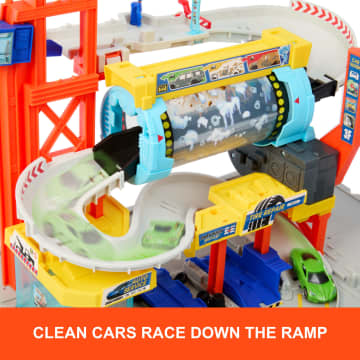 Matchbox Spin Cyclone Car Wash Playset With 1:64 Scale Die-Cast Toy Corvette & Tow Truck - Image 5 of 6