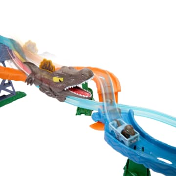 Hot Wheels Racerverse Jurassic World Crash & Splash Track Set & Die-Cast Dinosaur Toy Car - Imagen 5 de 6