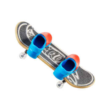 Hot Wheels Skate Vehículo de Juguete Patineta Cruisin con Tenis - Image 2 of 3