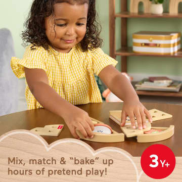 Fisher-Price Tiny Garden Wooden Fruit Pie, Pretend Food Puzzle Set For Kids, 16 Wood Pieces - Image 2 of 6