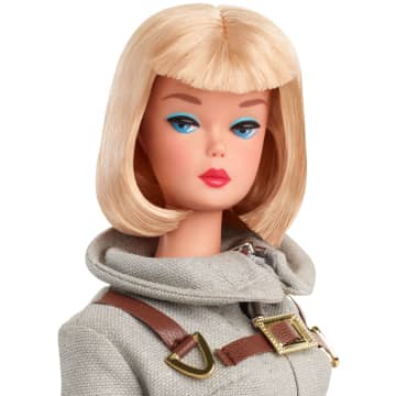 Barbie Signature Boneca de Coleção Repro - Astronaut 60th Anniversary - Image 2 of 6