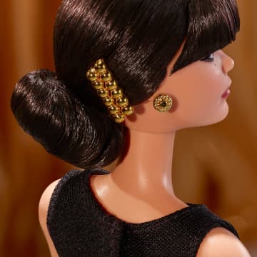 Barbie Tribute Collection Rita Moreno Collectible Doll in Black & Gold Gown - Imagem 3 de 6