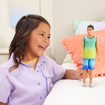 Barbie Fashionista Boneco Ken Regata e Shorts - Image 2 of 6