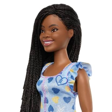 Barbie Fashionistas Doll #229, Doll With Down Syndrome Wearing Heart-Print Dress, Created in Partnership With The National Down Syndrome Society - Imagem 4 de 6