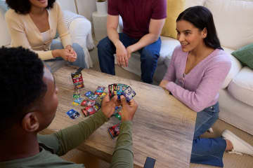 UNO Elite NFL Juego de Cartas Booster Set - Imagen 2 de 6