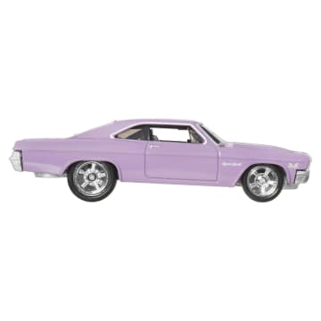 Hot Wheels Collector Vehículo de Colección 66 Impala Sport Coupe - Imagen 3 de 6