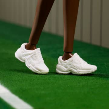 Barbie Inspiring Women Series, Venus Williams Fashion Doll With Signature Tennis Uniform - Coming Soon - Image 5 of 6