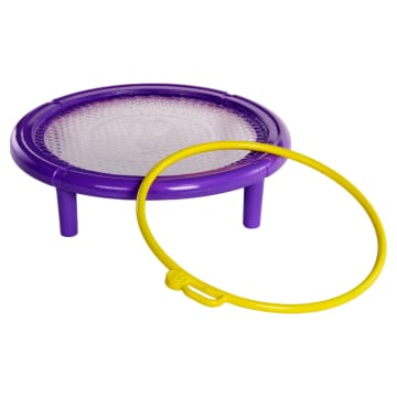 Barbie World Sport Rack Toy Playset With 9 Doll Accessories including Trampoline, Tennis Racket, & Skates - Imagem 3 de 6