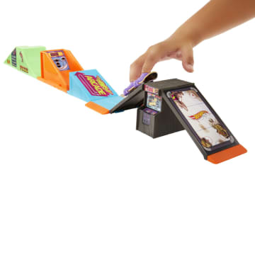 Hot Wheels Skate Pista de Juguete Sets Sorpresa - Image 5 of 5