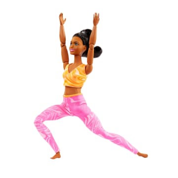 Barbie  Ultra Flexible  Poupée  Brunette, Haut Sport et Pantalon - Image 4 of 6