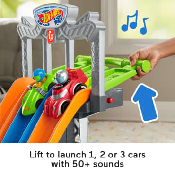 Fisher-Price Little People Hot Wheels Racing Loops Tower Toddler Vehicle Playset, 2 Cars - Imagen 3 de 6