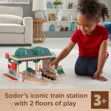 Fisher-Price Thomas & Friends Wooden Railway Knapford Station Passenger Pickup Playset - Imagen 2 de 6