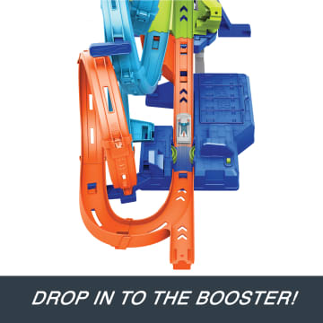 Hot Wheels Action 4-Loop Crash Out Track Set With Motorized Booster & 1:64 Scale Toy Car - Image 3 of 6