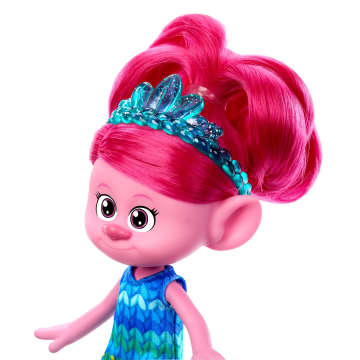 Dreamworks Trolls Band TogeTher Trendsettin’ Queen Poppy Fashion Doll, Toys inspired By The Movie - Imagen 3 de 6