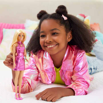 Barbie-Barbie Fashionistas-Poupée Robe Scintillante - Imagem 2 de 6