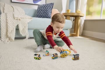 Thomas & Friends Construction Crew 5-Piece Diecast Metal Toy Train & Vehicle Set - Image 2 of 6