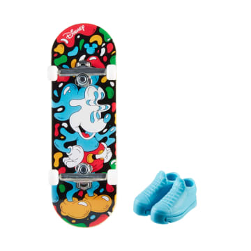 Hot Wheels Skate Vehículo de Juguete Patineta Disney con Tenis - Image 1 of 4
