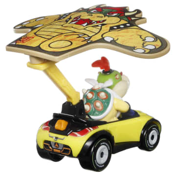 Hot Wheels Mario Kart Veículo de Brinquedo Bowser Jr Sports Coupe com Paraquedas - Imagem 4 de 5