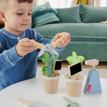Fisher-Price  Coffret Plantes en Bois, Avec Outils, 12Éléments - Imagem 2 de 6