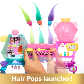 Dreamworks Trolls Band Together Mount Rageous Playset With Queen Poppy Small Doll & 25+ Accessories - Image 4 of 6