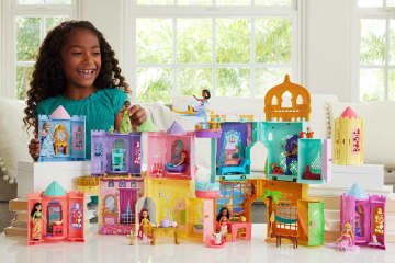 Princesses Disney  Tourelle Surprise  Petite Poupée, 5 Surprises - Image 2 of 6