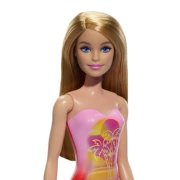 Barbie Fashion & Beauty Muñeca Playa con Traje de Baño Rosa - Image 2 of 5