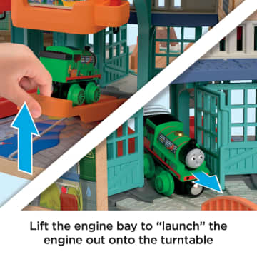 Fisher-Price Thomas & Friends Wooden Railway Tidmouth Sheds Starter Train Set - Image 3 of 6