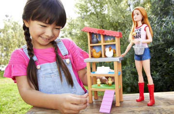 Barbie Coffret Poupée Barbie Fermière - Image 2 of 6