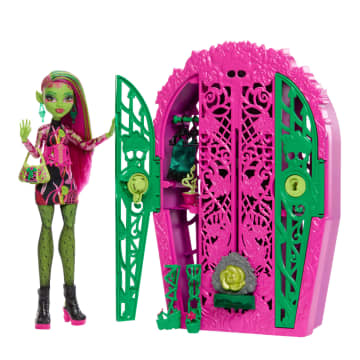 Monster High Skulltimate Secrets Garden Mysteries Playset, Venus Mcflytrap Doll With 19+ Surprises