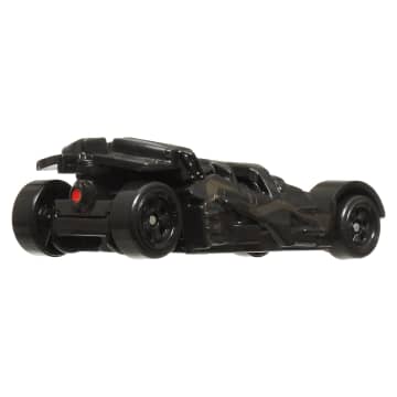 Hot Wheels Themed Vehículo de Juguete Auto de Batman Batimóvil: El Caballero Oscuro - Image 3 of 5
