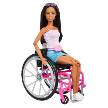 Barbie Doll & Service Dog Playset With Wheelchair, Ramp & Accessories, Brunette Fashion Doll - Imagem 4 de 5
