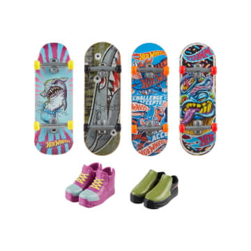 Hot Wheels Skate Tony Hawk Fingerboards & Skate Shoes Multipack - Image 2 of 3