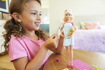 Barbie Fashion & Beauty Boneca Conjunto Bem Estar Dia de Spa - Image 2 of 6