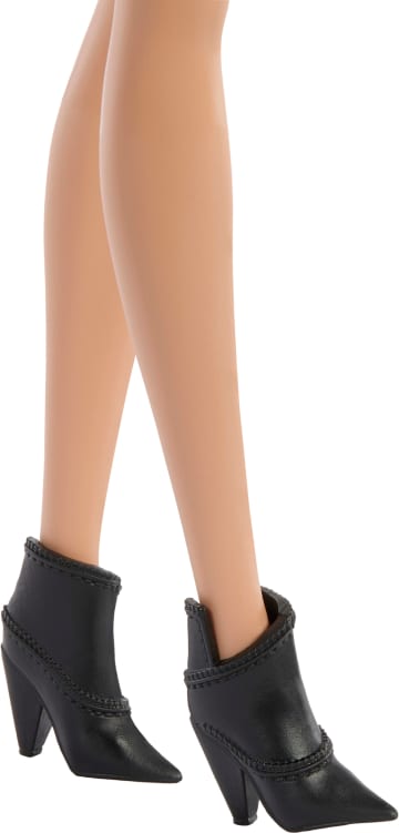Barbie Roberta Doll Inspired By Rebelde & RBD Wearing Removable School Uniform With Boots & Necktie - Image 4 of 5