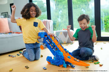 Hot Wheels City Pista de Juguete Súper Remolque de T-Rex - Image 2 of 7