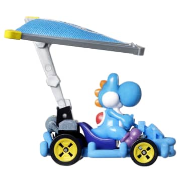 Hot Wheels®  Mario Kart™ Yoshi Cadre en tuyau - Image 3 of 5