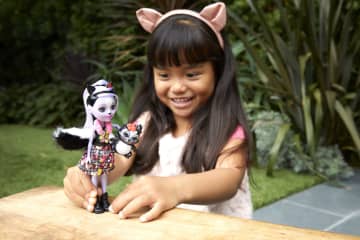Enchantimals moufette store