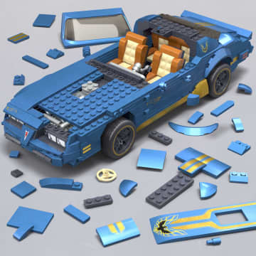 MEGA Hot Wheels Juguete de Construcción Collector GM 1977 Pontiac Firebird - Image 2 of 4